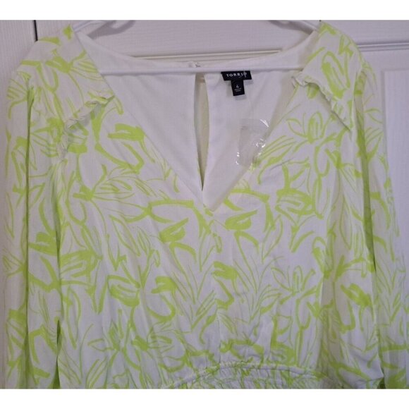 Torrid Women's 4 (4XL) Green White Print Long Sleeve V-Neck Dress New W/O Tags - Picture 11 of 14